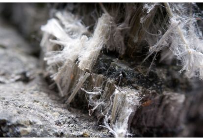 Asbestos awareness course online – training banner with instant certificate